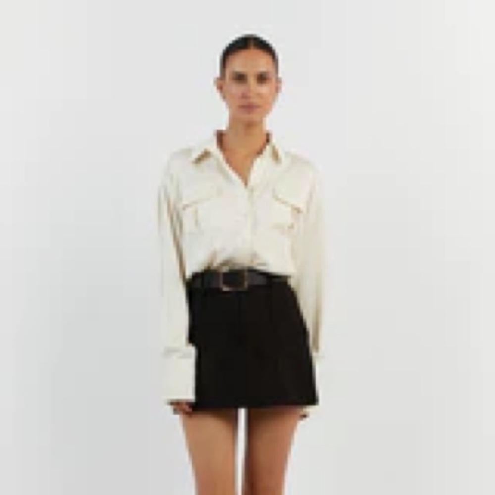 NWOT RUE CREAM LONG SLEEVE SHIRT CREAM DISSH size 2 NWOT